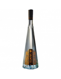 Eine hohe Glasflasche in konischer Form mit schmalem Hals und schwarzem Verschluss.