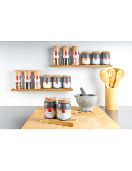 Chili and Italian herbs ceramic pot placemat - mood image