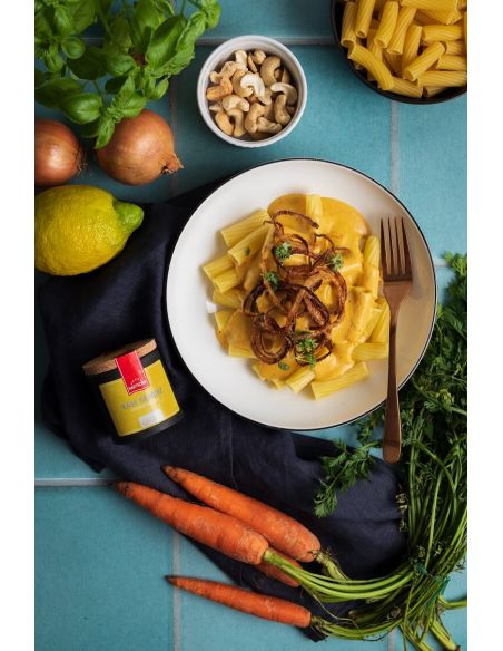 Spice in application - Mac and Cheese Spice in application - Mac and Cheese