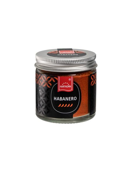 Hartkorn Habanero – sehr scharfes Chilipulver im Glas mit silbernem Schraubdeckel Hartkorn Habanero – sehr scharfes Chilipulver im Glas mit silbernem Schraubdeckel