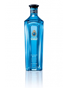 Blaue Flasche Bombay Gin Star of Bombay auf weißem Hintergrund.
