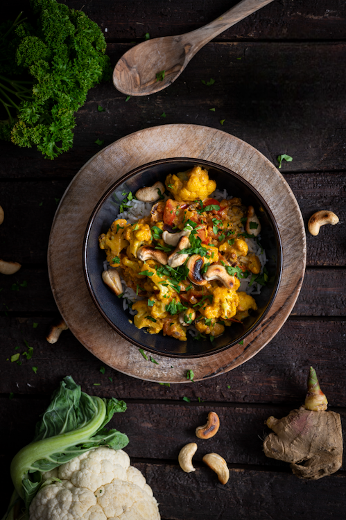 Blumenkohl-Curry mit Cashews und Hartkorn Curry Garam Masala – Rezept für ein aromatisches, vegetarisches Curry