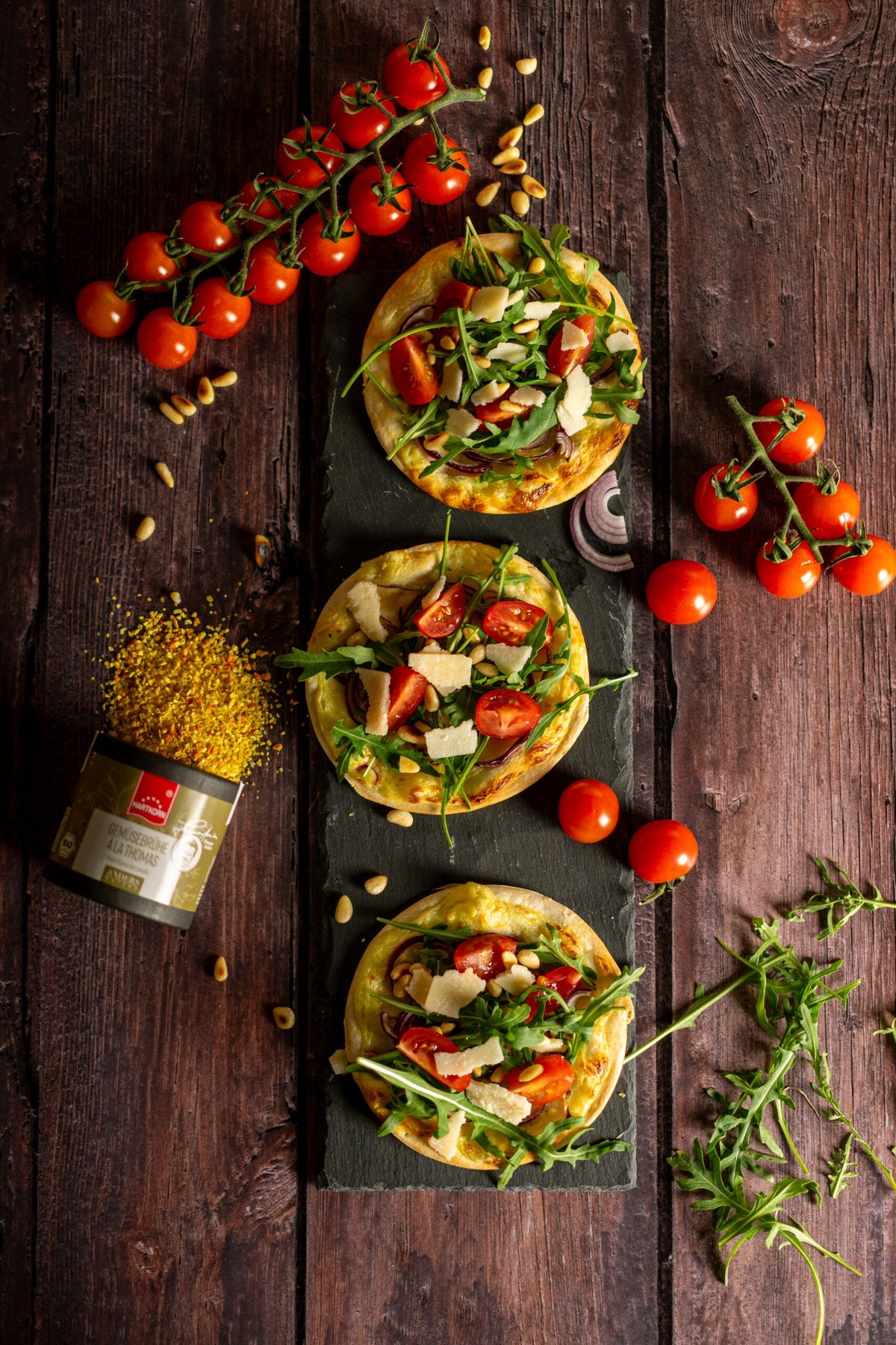 Mediterrane Mini-Flammkuchen