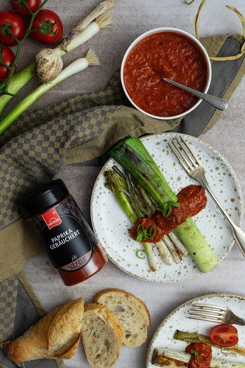 Romesco-Soße mit gegrilltem Lauch