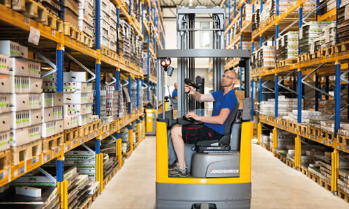 202603_Azubi-Tag_Landingpage_Das_erwartet_dich_1